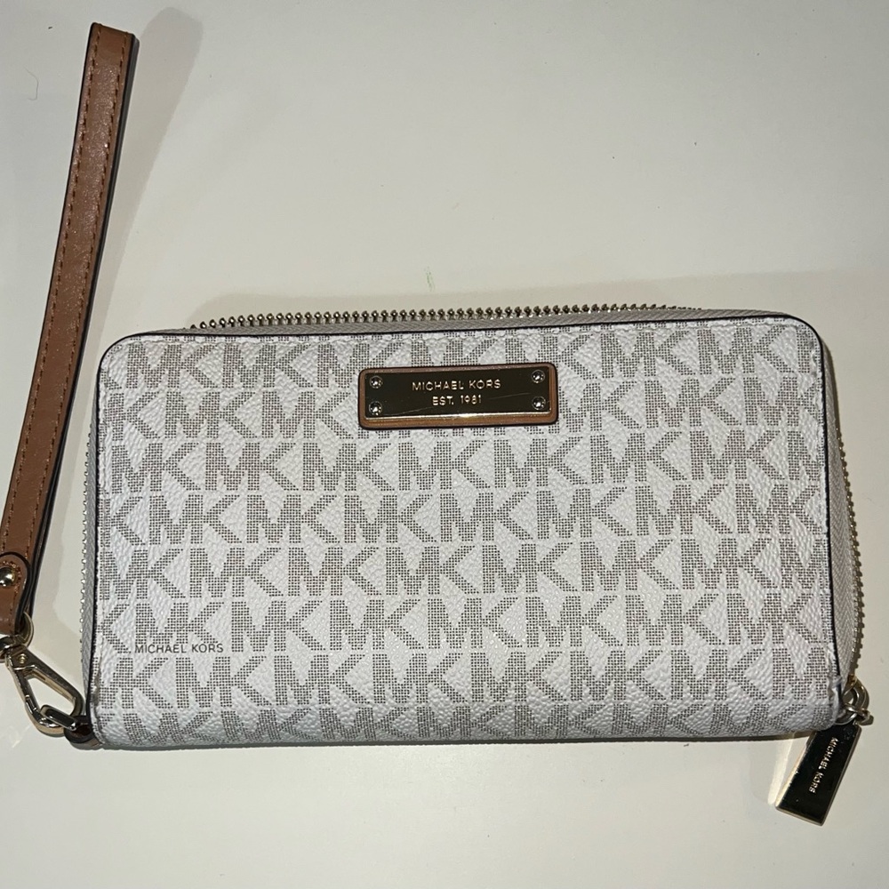 Michael Kors Gray Wristlet Wallet
